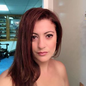 Meet your Posher, Maya